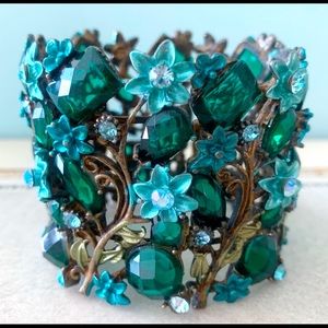 Beautiful Gem Bracelet 💎